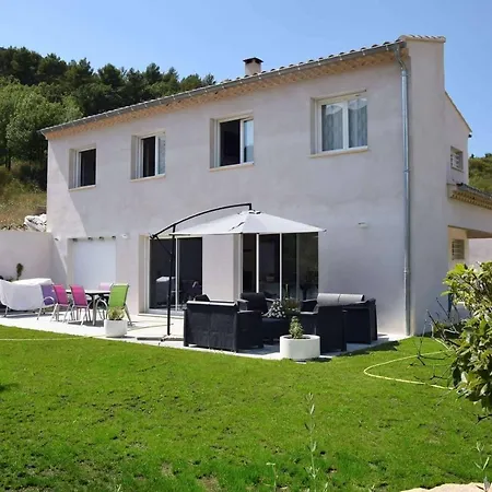 Villa La Kalicia Pierrelongue